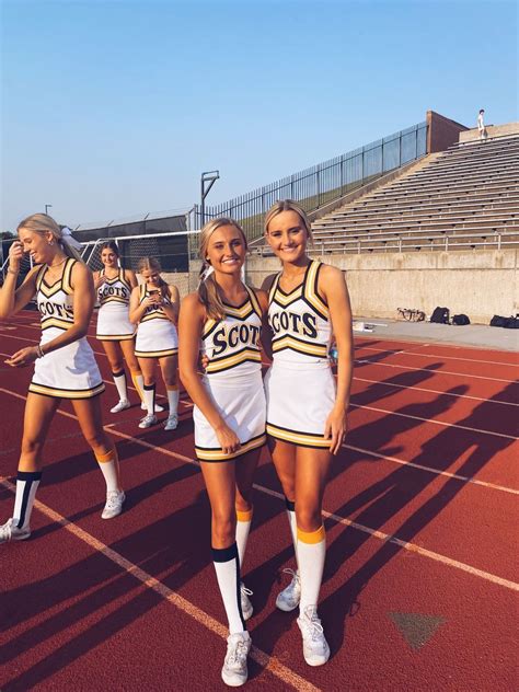 Cute Cheer Pictures Cheer Uniforms Cheerleading Outfits Hot