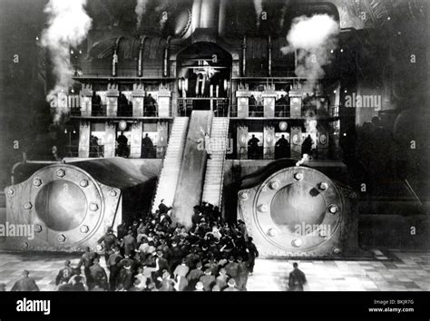 Metropolis film 1927 stills hi-res stock photography and images - Alamy