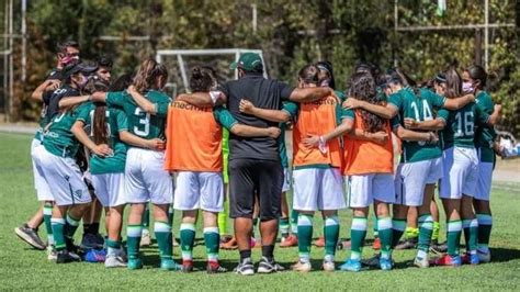 Chile Santiago Wanderers Femenino Denuncia Al Club Por Malas Condiciones Y Anuncian Paro