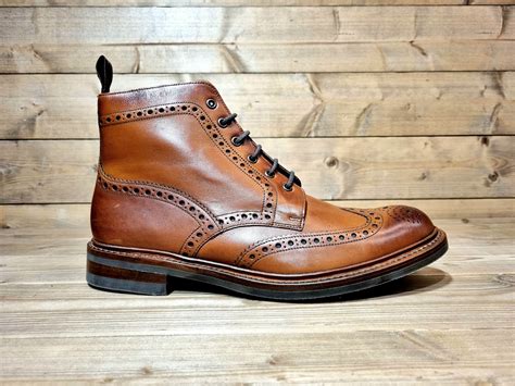 Loake Bedale Brown The Whitby Cobbler