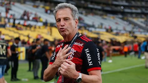 Contrato Assinado Novo Atacante Anunciado No Flamengo