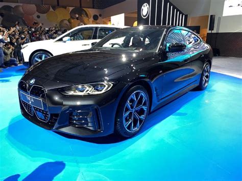 GIIAS 2022 Mobil Listrik BMW I4 Dan IX Meluncur Diikuti 2 Model Baru Lain