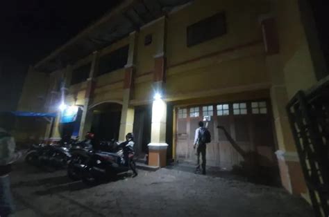 Mahasiswa Ui Ditemukan Tewas Di Kamar Kos Depok Dki Jakarta