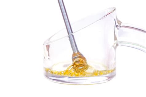 Cannabis What Is Dabbing Here S Everything You Need To Know