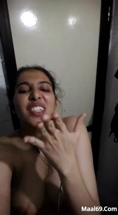 Desi Girl Hot Nude Show To Lover On VC ThisVid