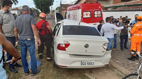 Mulher Fica Ferida Após Carro Ser Atingido Por Trem Na Zona Oeste De