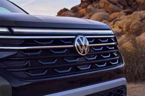 2024 Volkswagen Atlas Peak Edition Rocks Basecamp Concept Influences