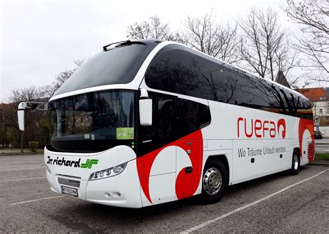 Neoplan Cityliner Von Dr Richard Ruefa Reisen Aus Wien Am 6 Juli 2014