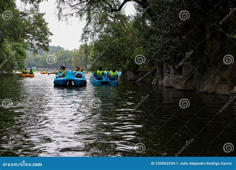 Boats Crossing the Chapultepec Lake Editorial Stock Image - Image of nature, public: 230062244