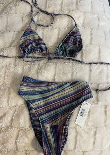 Frankies Bikinis Frankie Hailee Steinfeld Bikini Size XS 100 39 Off Retail New With Tags