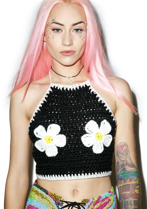 The Allure Of Vairal: Analyzing The Phenomenon Of Internet Virality