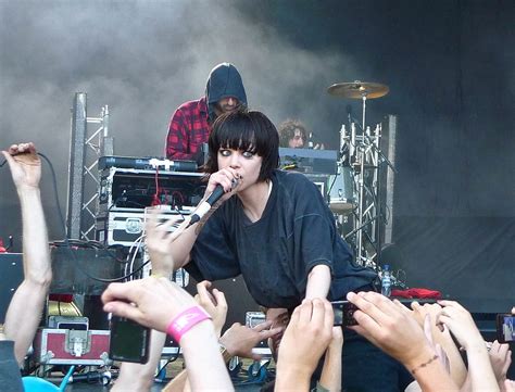 Crystal Castles Wikipedia