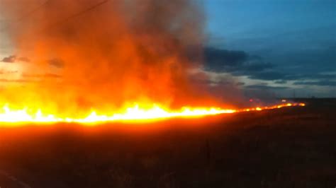 Firefighters Battle Large Brush Fire Youtube