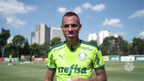 Breno Lopes brinca sobre gols nos acréscimos pelo Palmeiras