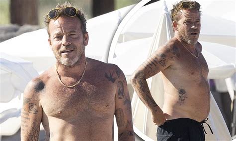 Stephen Dorff Goes Shirtless While Enjoying A Day At The Beach In St