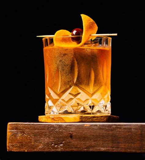 Best Classic Old Fashioned Cocktail — Zestful Kitchen