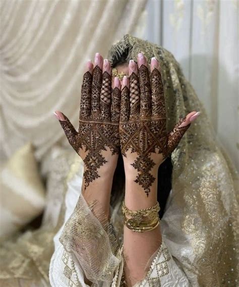 henna designsおしゃれまとめの人気アイデアPinterestFarha Nazeeruddin2024