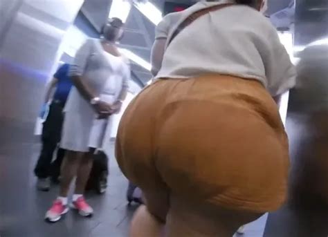 Asswatching Candid Bbw Jumbo Big ASS ThisVid