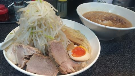 豚8枚が山盛り！ 新橋『らうめん さぶ郎』で2kg超えラーメンを食べてきた Navitime Travel