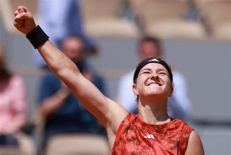 Tennis Roland Garros Karolina Muchova était malade contre Iga