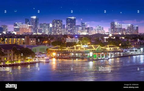 Fort Lauderdale Florida Skyline Hi Res Stock Photography And Images Alamy