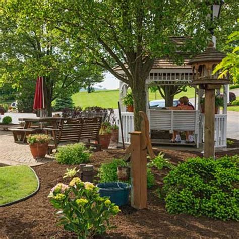 Dutch Host Inn | Amish Country Lodging | Sugarcreek Ohio