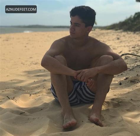 Matheus Fagundes Feet Aznudefeet Men