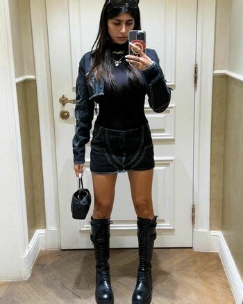 Mia Khalifa Miakhalifa Nude OnlyFans Page 10 The Fappening Plus