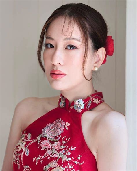 Ig ได๋ ไดอาน่า จงจินตนาการ C N Y 2024 Cny2024 ตรุษจีน Qipao Privecoutur Instagram