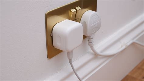 Apple 20W USB-C Power Adapter review | Digital Camera World