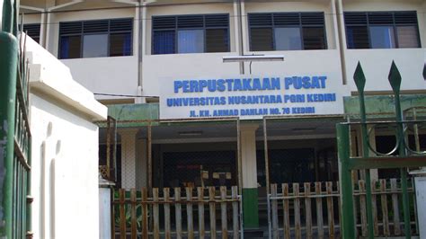 Perpustakaan Universitas Nusantara PGRI Kediri Perpustakaan