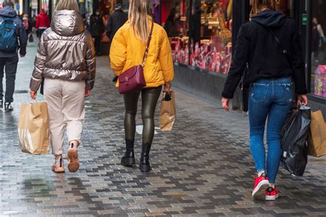 Ouverture Des Magasins Quels Dimanches Sont Ils Autoris S Ouvrir