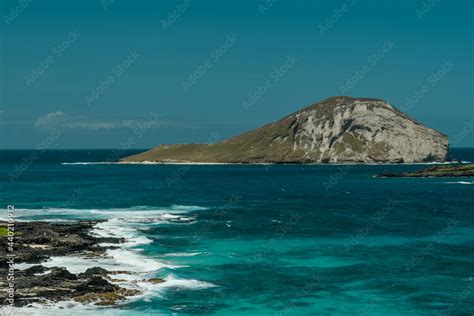 Manana Island is a offshore tuff cone known as Rabbit Island. Makapuu ...