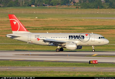 N338NB Airbus A319 114 Northwest Airlines Schubert Foo JetPhotos