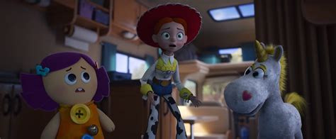 Toy Story 4 Check Out Nearly 50 Hi Res Screenshots From The Revealing First Full Length Trailer