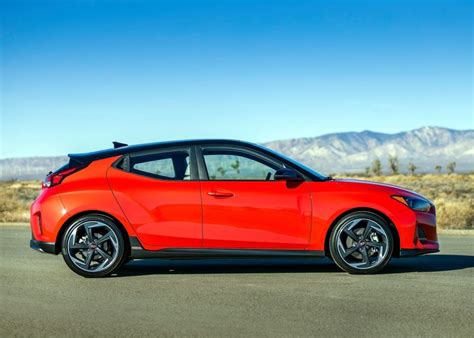 Novo Hyundai Veloster Estreado No Salão De Detroit Automais