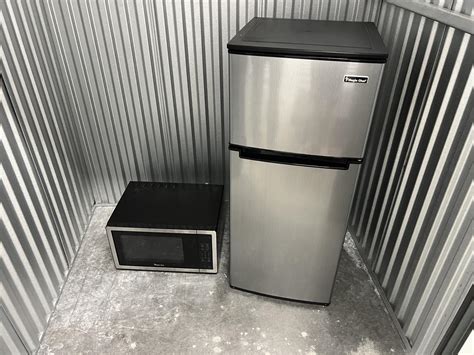 Anyone on campus need a free fridge and/or microwave? I’ll deliver it