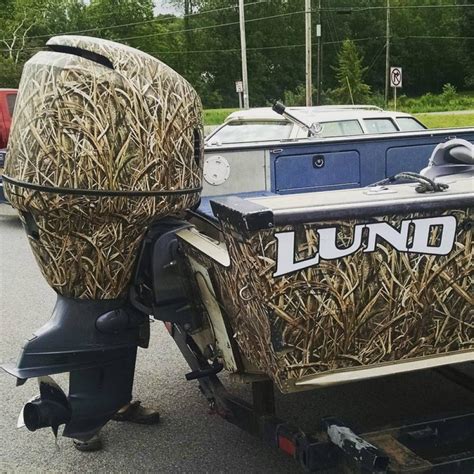 Mossy Oak Camo Boat Transom Wrap | Mossy Oak Graphics