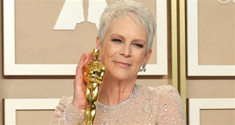 Jamie Lee Curtis Gives Oscar They Them Pronouns In Support Of Trans