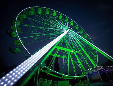 A Milano arriva la più grande ruota panoramica mai montata