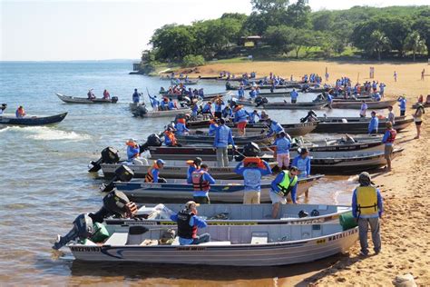 Equipes Participaram Do Torneio De Pesca Ao Tucunar Em Epit Cio