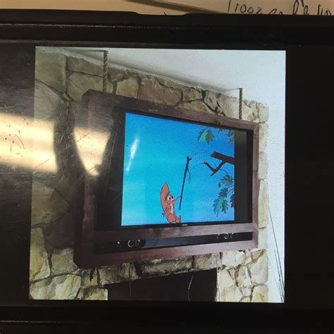 how to hang a tv 2