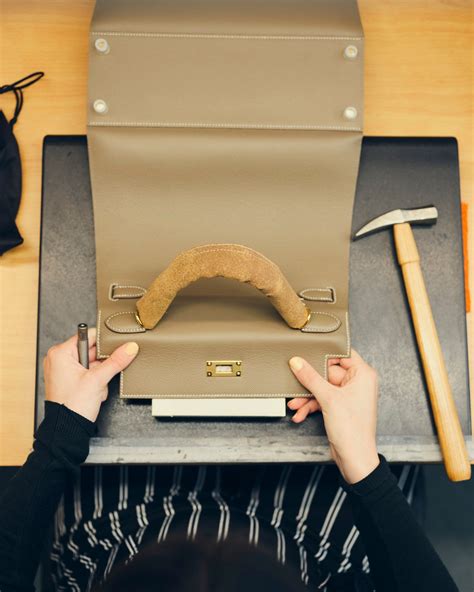 Inside The Herm S Workshop That Makes Its Iconic Bags Artofit