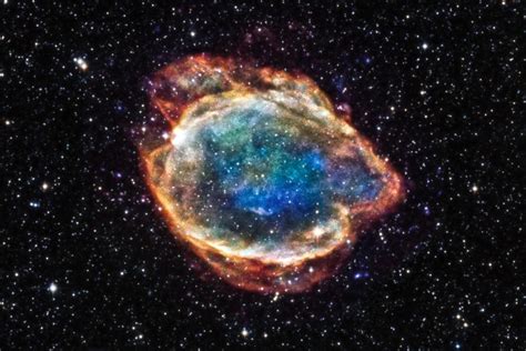 Gravity-lensed supernova magnifies understanding of universe