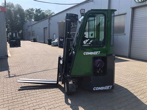 COMBILIFT CB2500 LPG WIELOKIERUNKOWY BOCZNY WÓZEK WIDŁOWY O UDŹWIGU