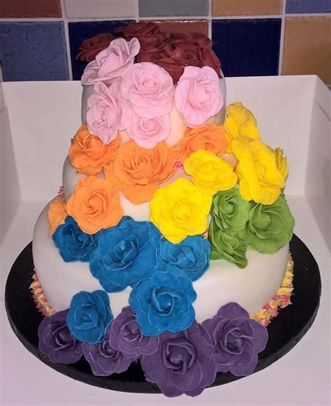 Rainbow rose cake | Cake, Rose cake, Desserts