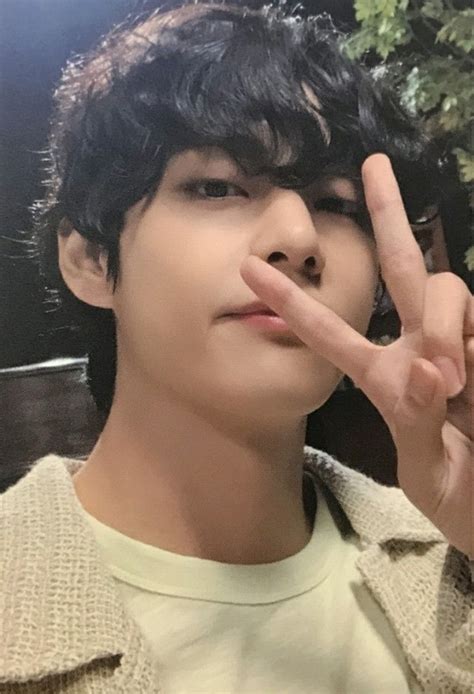 Taehyung Selca