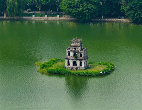 Hoan Kiem Lake - 6 Impressive Facts Behind The Sacred Heart of Hanoi ...