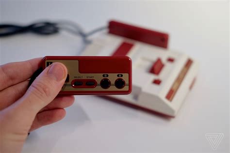 close  nintendos adorable famicom classic mini  verge