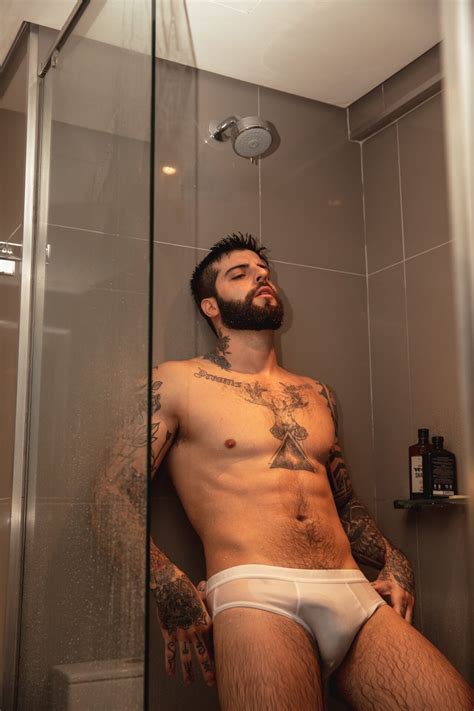 Famoso Rafael Newbold Fodendo Gostoso No OnlyFans Foto De Penis